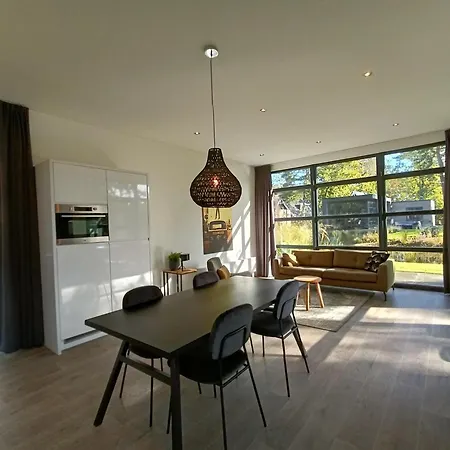 Modern Holiday Home, On The Veluwe Otterlo