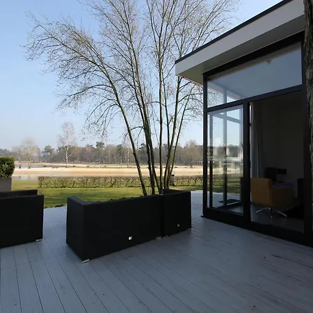 Ferienhaus Modern Holiday Home, On The Veluwe